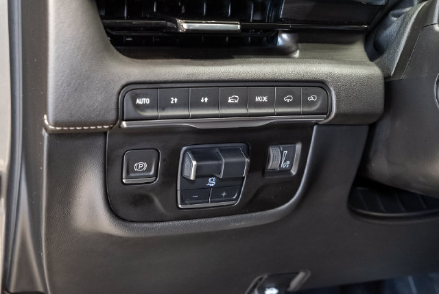 Used 2022 Cadillac Escalade Sport w/ Touring Package AWD/4WD image 9