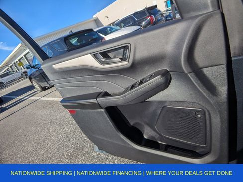 Used 2022 Ford Escape SE w/ Convenience Package image 27