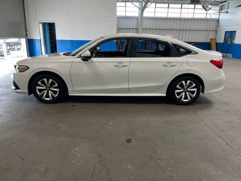 Used 2023 Honda Civic LX image 6
