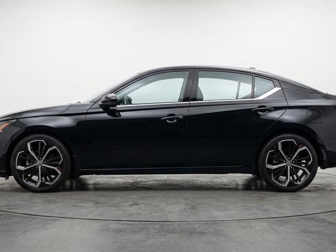 Used 2025 Nissan Altima 2.5 SR image 5