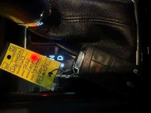 Used 2023 Jeep Compass Latitude image 37