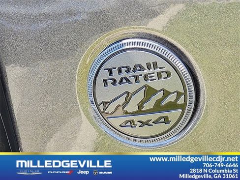 New 2025 Jeep Gladiator Sport image 17