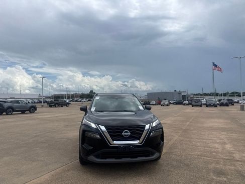 Certified 2023 Nissan Rogue S FWD image 4