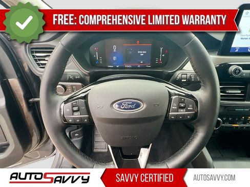 Used 2024 Ford Escape Active w/ Cold Weather Package FWD image 11
