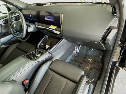 Used 2025 BMW X3 xDrive30i w/ Premium Package image 25