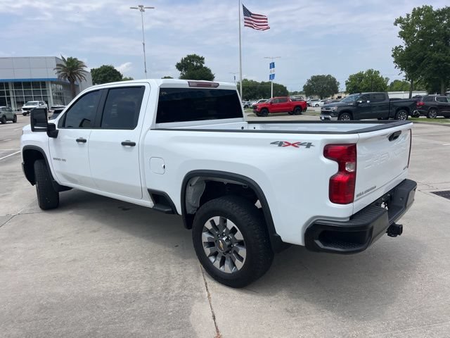 Used 2025 Chevrolet Silverado 2500 Custom AWD/4WD image 5