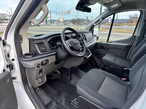 Used 2024 Ford Transit 250 Low Roof w/ Exterior Upgrade Package image 10