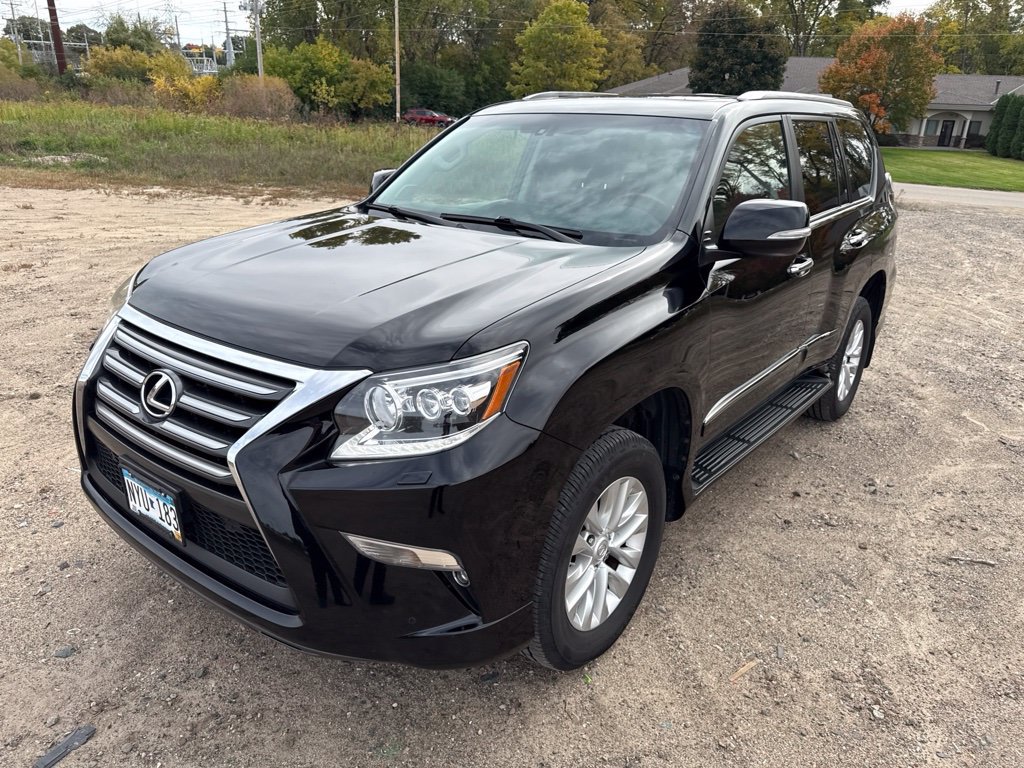 Used 2016 Lexus GX 460 w/ Premium Package AWD/4WD image 3