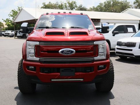 Used 2018 Ford F250 Lariat w/ Lariat Ultimate Package AWD/4WD image 4