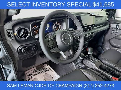 New 2025 Jeep Gladiator Sport image 9