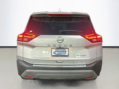 Used 2022 Nissan Rogue SV AWD/4WD image 6