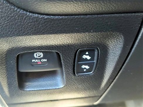 Used 2021 RAM 1500 Big Horn image 33