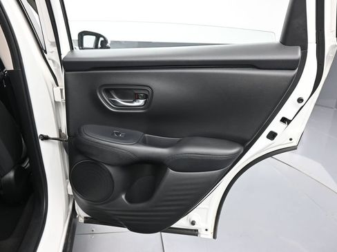 Certified 2024 Honda HR-V LX image 31