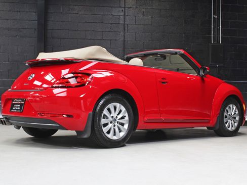 Used 2017 Volkswagen Beetle 1.8T SE FWD image 75