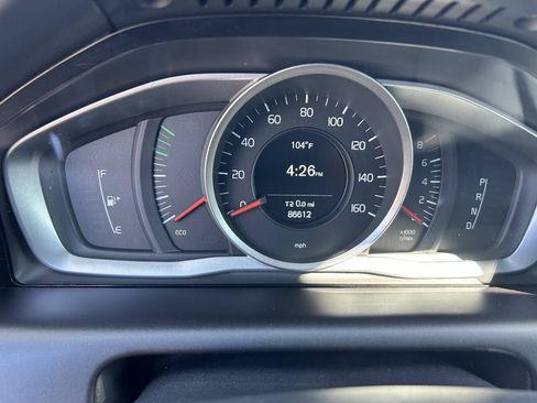 Used 2017 Volvo XC60 T5 w/ Tailgate Package FWD image 21