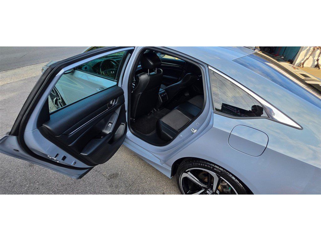 Used 2022 Honda Accord Sport image 9