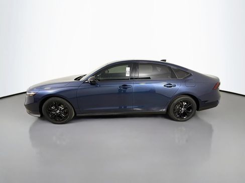 Used 2025 Honda Accord SE image 4