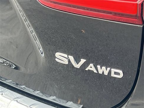 Used 2020 Nissan Rogue Sport SV image 25