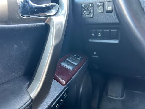 Used 2019 Lexus GX 460 Premium AWD/4WD image 18