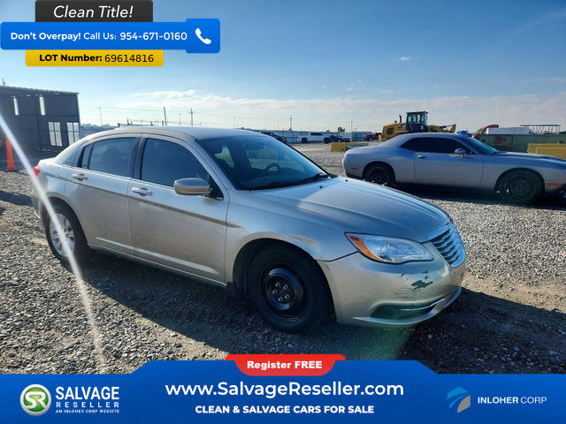 Used 2014 Chrysler 200 LX FWD image 5