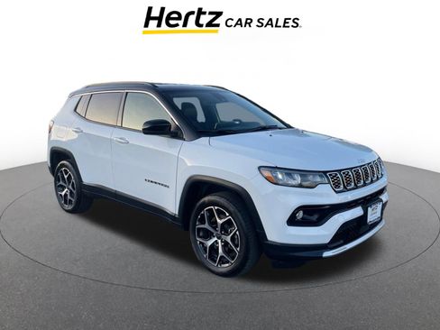 Used 2025 Jeep Compass Limited image 1
