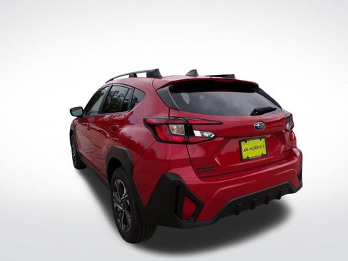 Used 2026 Subaru Crosstrek 2.5i Premium AWD/4WD image 3