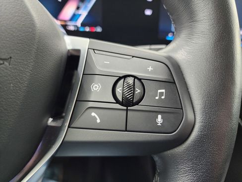 Used 2025 BMW X1 xDrive28i image 18