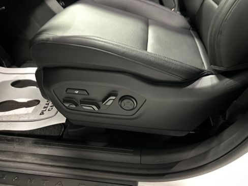Used 2026 Hyundai Santa Fe Calligraphy AWD/4WD image 11