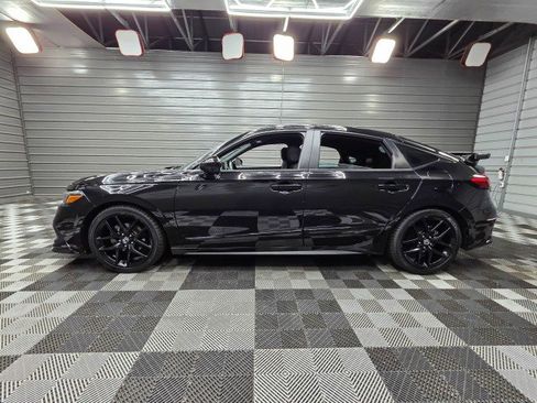 Used 2024 Honda Civic Sport image 8
