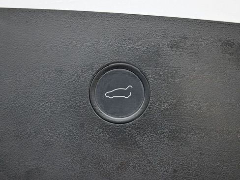 Used 2021 Tesla Model X Performance image 13