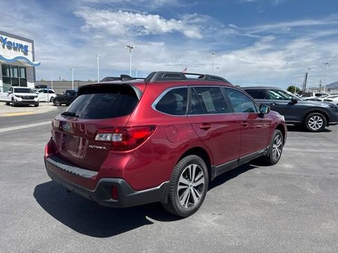 Used 2019 Subaru Outback 2.5i Limited w/ Popular Package #2 AWD/4WD image 4
