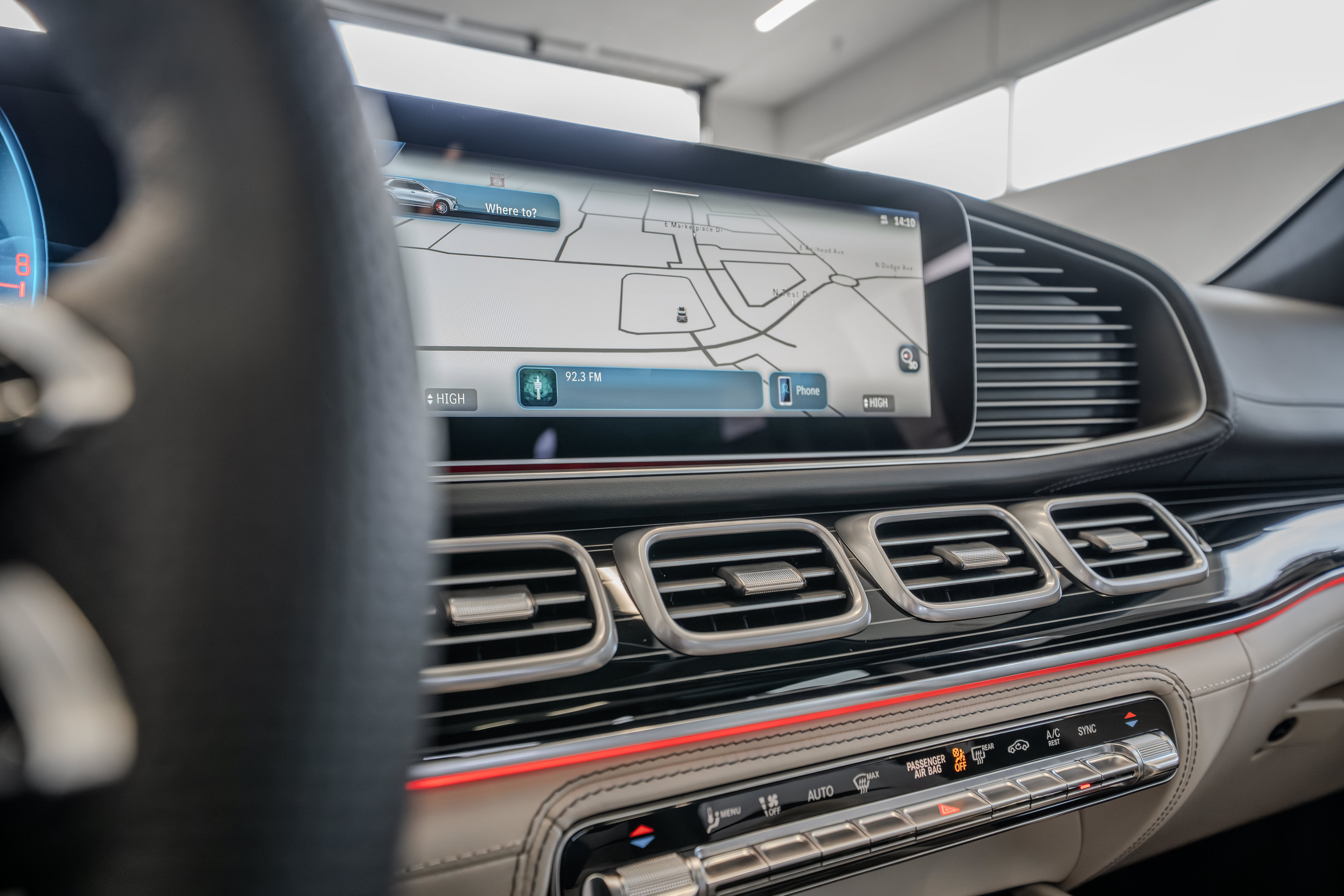 Used 2026 Mercedes-Benz GLE 53 AMG 4MATIC image 33