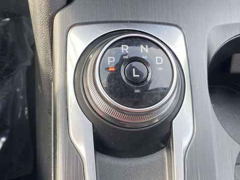 Used 2025 Ford Escape Active AWD/4WD image 30