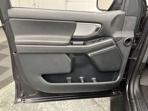 Used 2025 Ford Expedition Active image 10