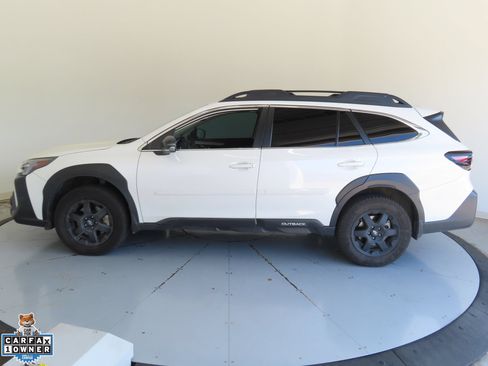 Used 2025 Subaru Outback Limited AWD/4WD image 7