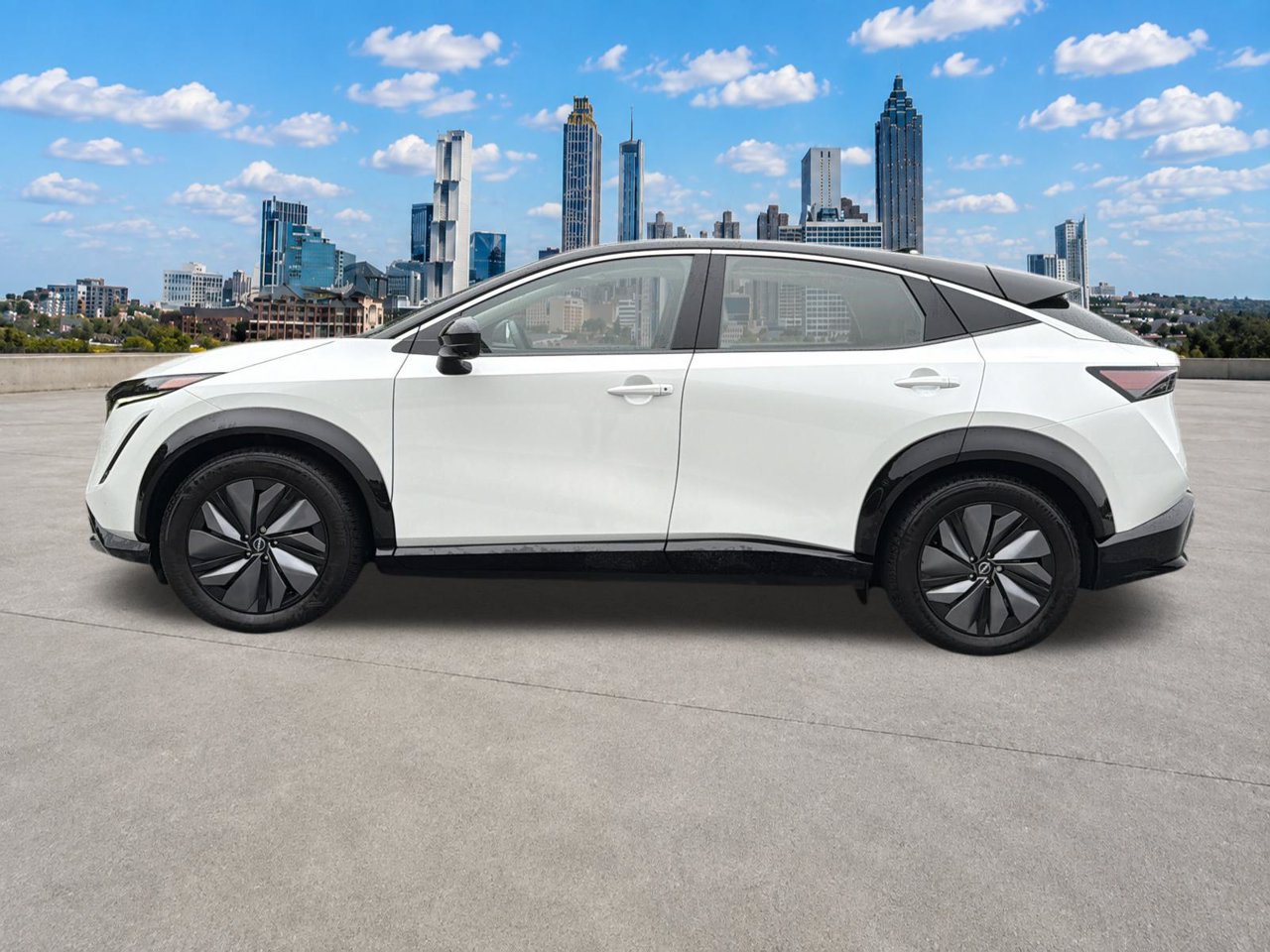 Certified 2023 Nissan Ariya FWD image 22