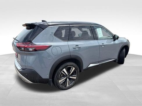 Certified 2022 Nissan Rogue Platinum w/ Head-Up Display Package FWD image 8