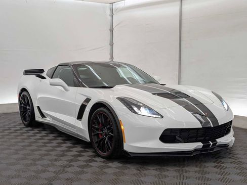 Used 2016 Chevrolet Corvette Z06 image 8