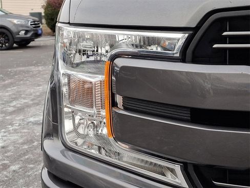 Used 2019 Ford F150 Lariat image 10