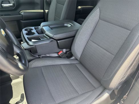 Used 2024 Chevrolet Silverado 2500 Custom w/ Custom Value Package AWD/4WD image 11