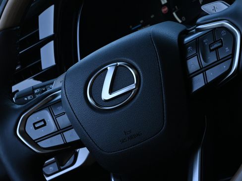 Used 2026 Lexus RX 350 Premium Plus w/ Accessory Package (Z1) image 19