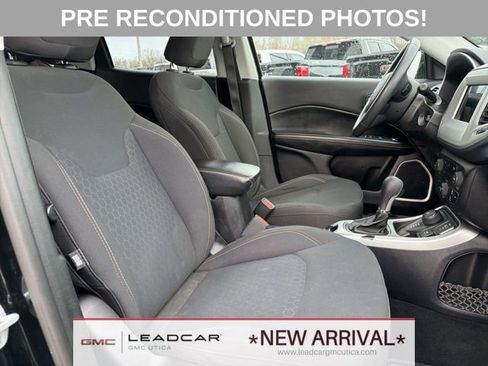 Used 2019 Jeep Compass Sport image 11