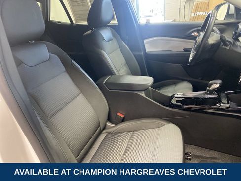 Used 2024 Chevrolet Trax LT w/ Driver Confidence Package FWD image 36