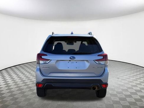Used 2019 Subaru Forester Premium image 10