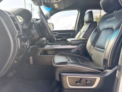 Used 2024 RAM 1500 Laramie image 35