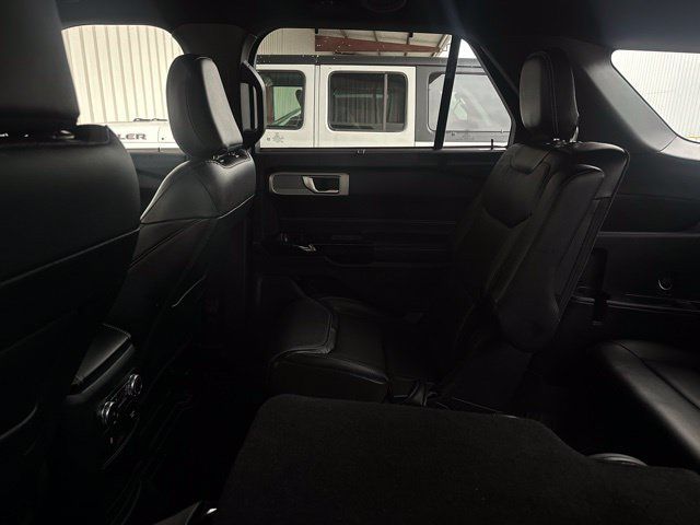 Used 2021 Ford Explorer ST w/ Equipment Group 401A AWD/4WD image 14