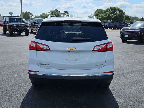 Used 2019 Chevrolet Equinox Premier FWD image 5