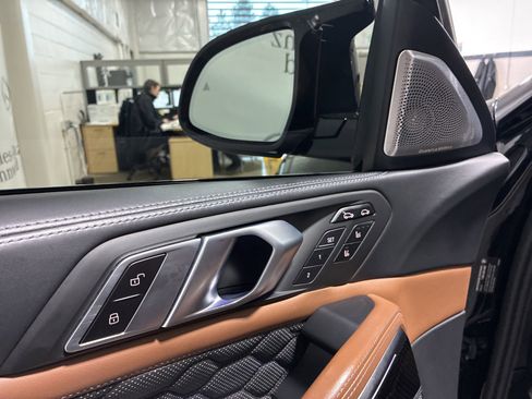 Used 2021 BMW X6 M w/ Competition Package image 8