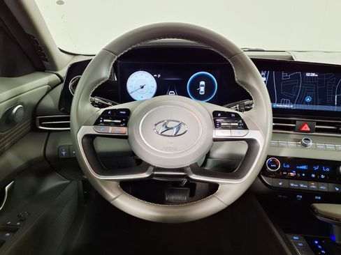 Certified 2023 Hyundai Elantra SEL w/ Convenience Package FWD image 15