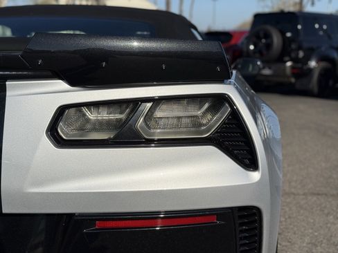 Used 2018 Chevrolet Corvette Z06 image 25